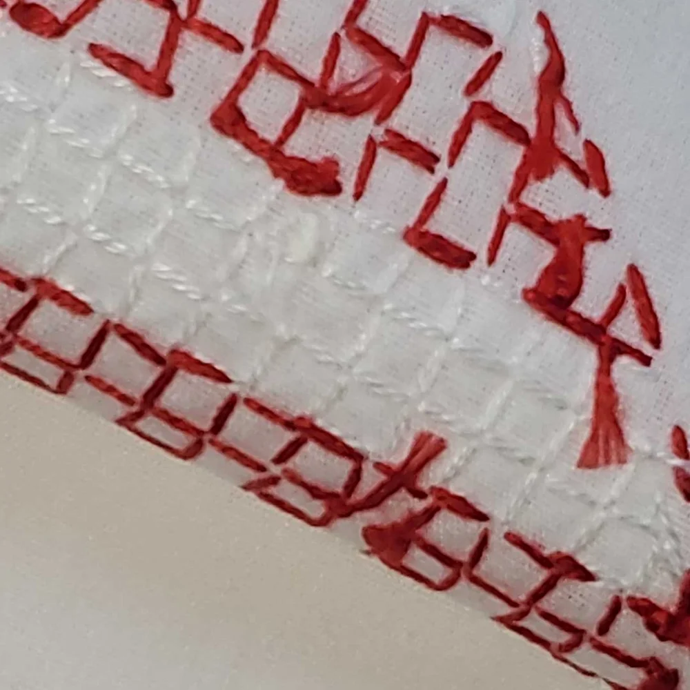 New HANDMADE PATRIOTIC PILLOWCASES Red White & Blue Cross-stitch Hearts
